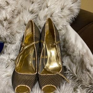 Guess heels fish net looking